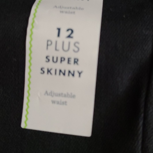 Cat & Jack Super Skinny Jeans - Picture 3 of 10